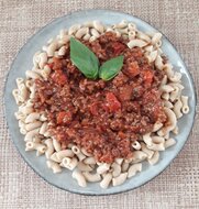 biologisch-maaltijdpakket-macaroni-volkoren-bolognese